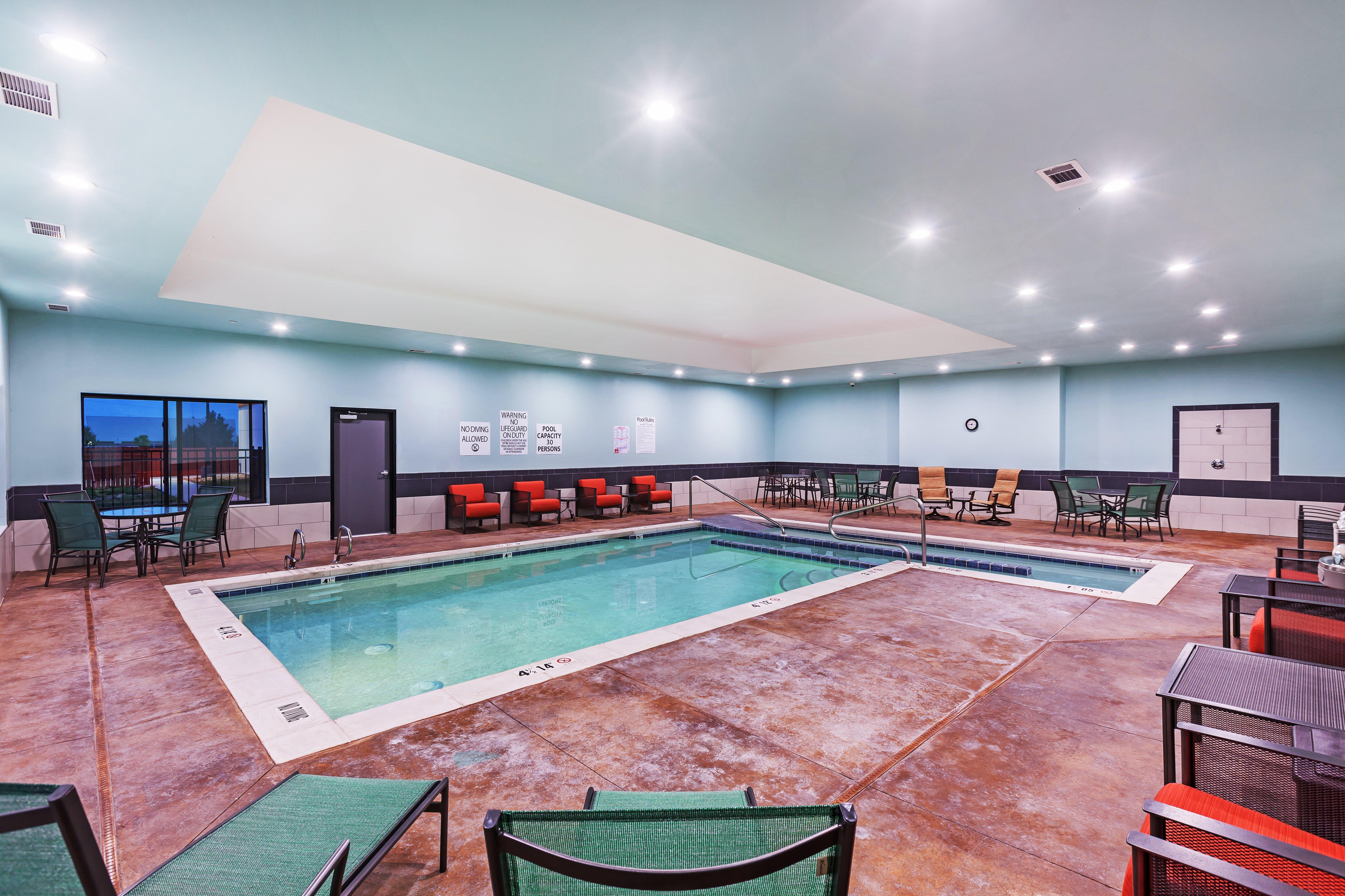 Holiday Inn Express & Suites Perryton By Ihg Lord Extérieur photo