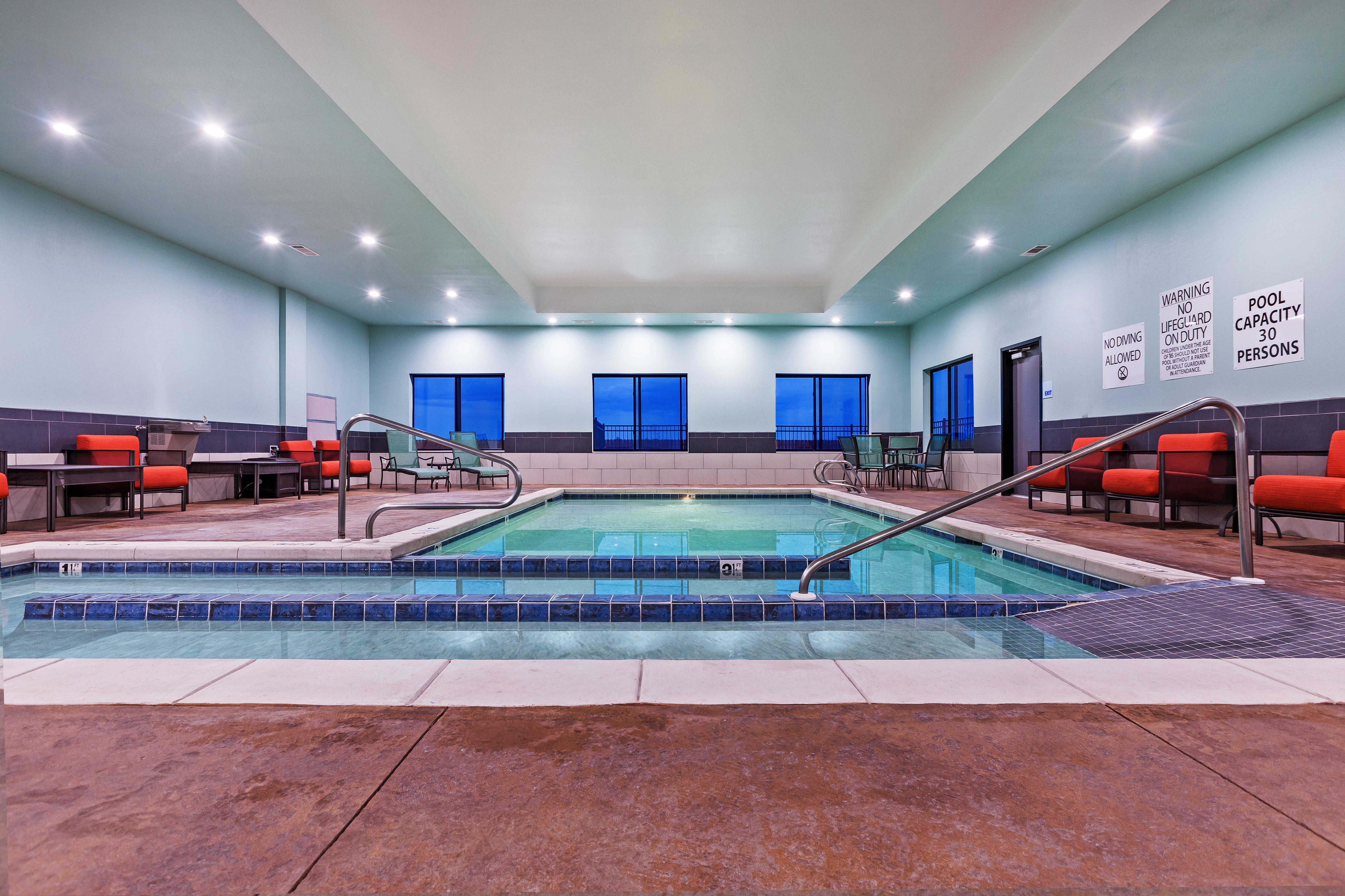Holiday Inn Express & Suites Perryton By Ihg Lord Extérieur photo