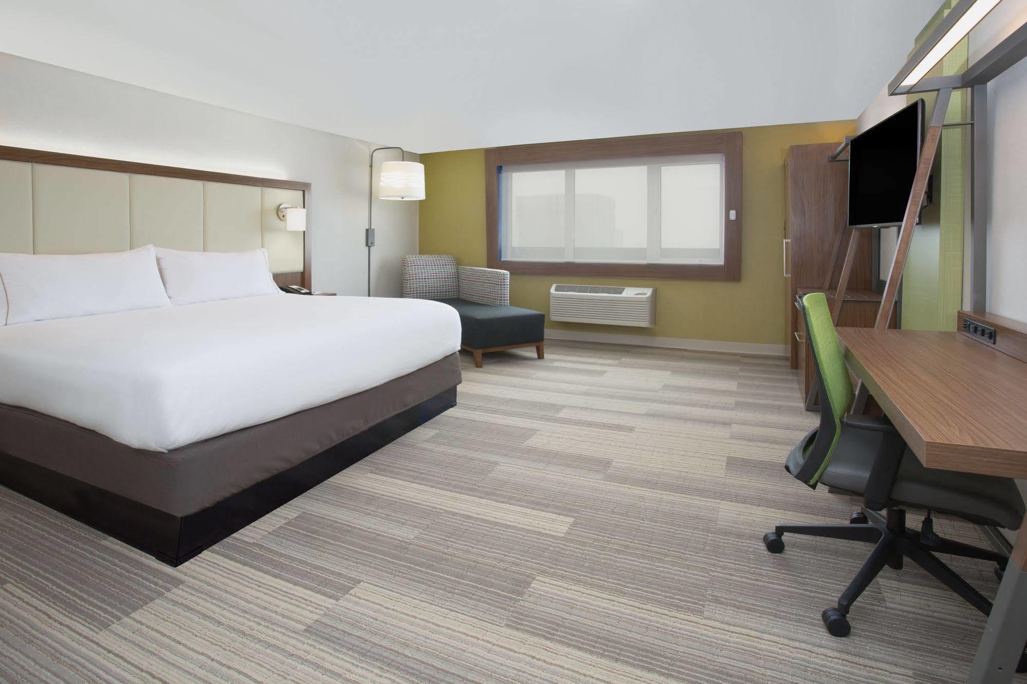 Holiday Inn Express & Suites Perryton By Ihg Lord Extérieur photo